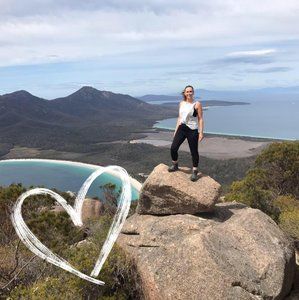 Meet your Posher, Anna